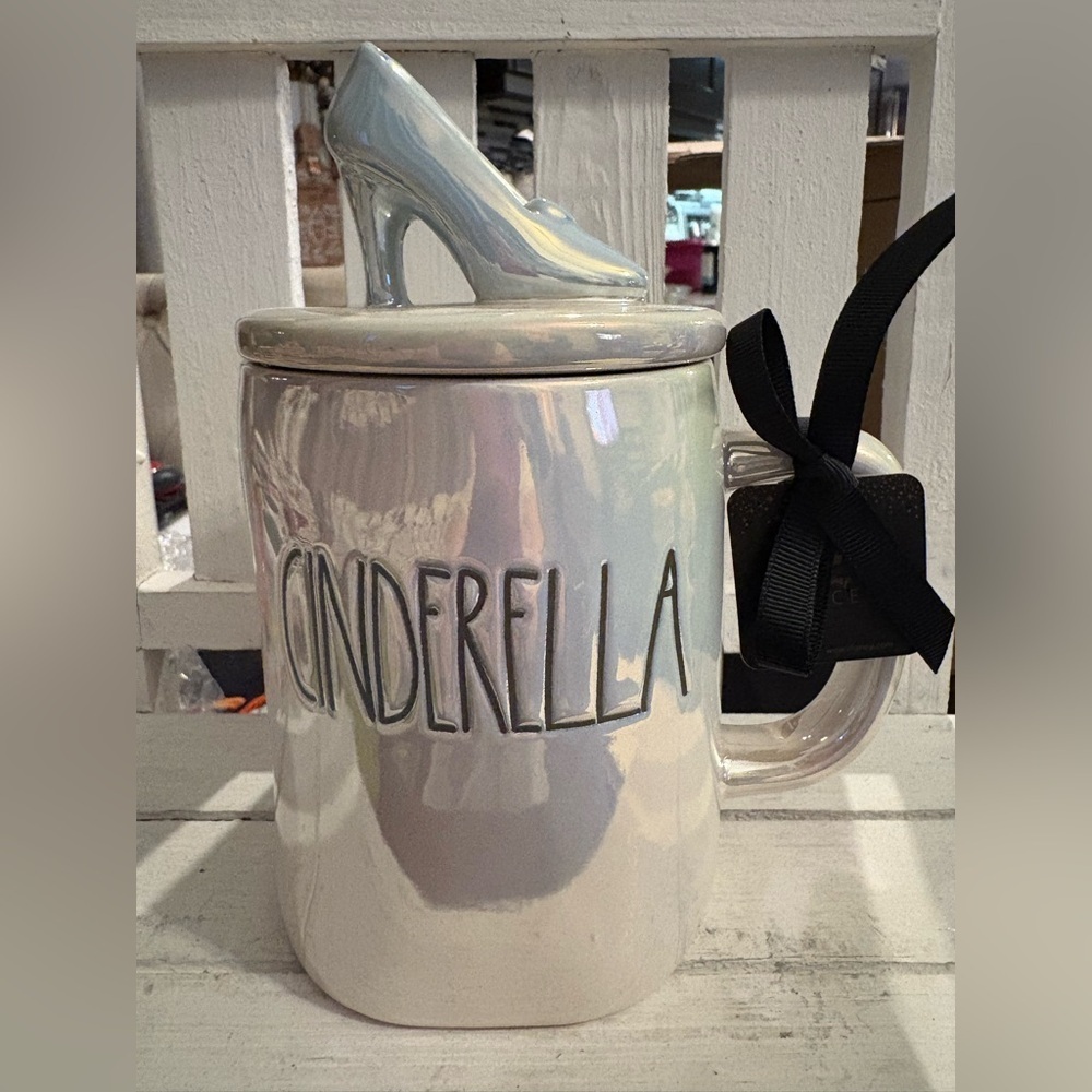 Rae Dunn Iridescent Cinderella Topper Mug